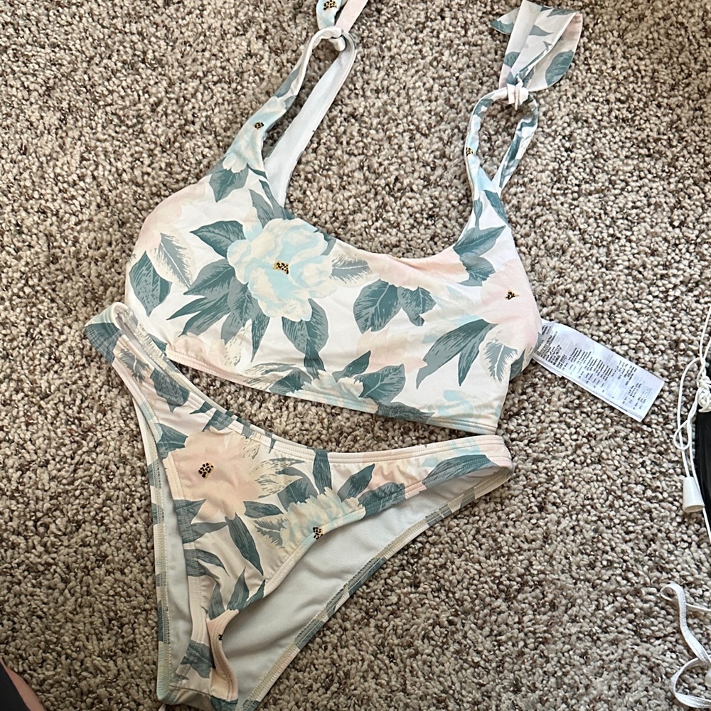 The “Salty Blonde” Billabong Bikini